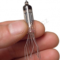 6N16 Předzesilovací elektronka